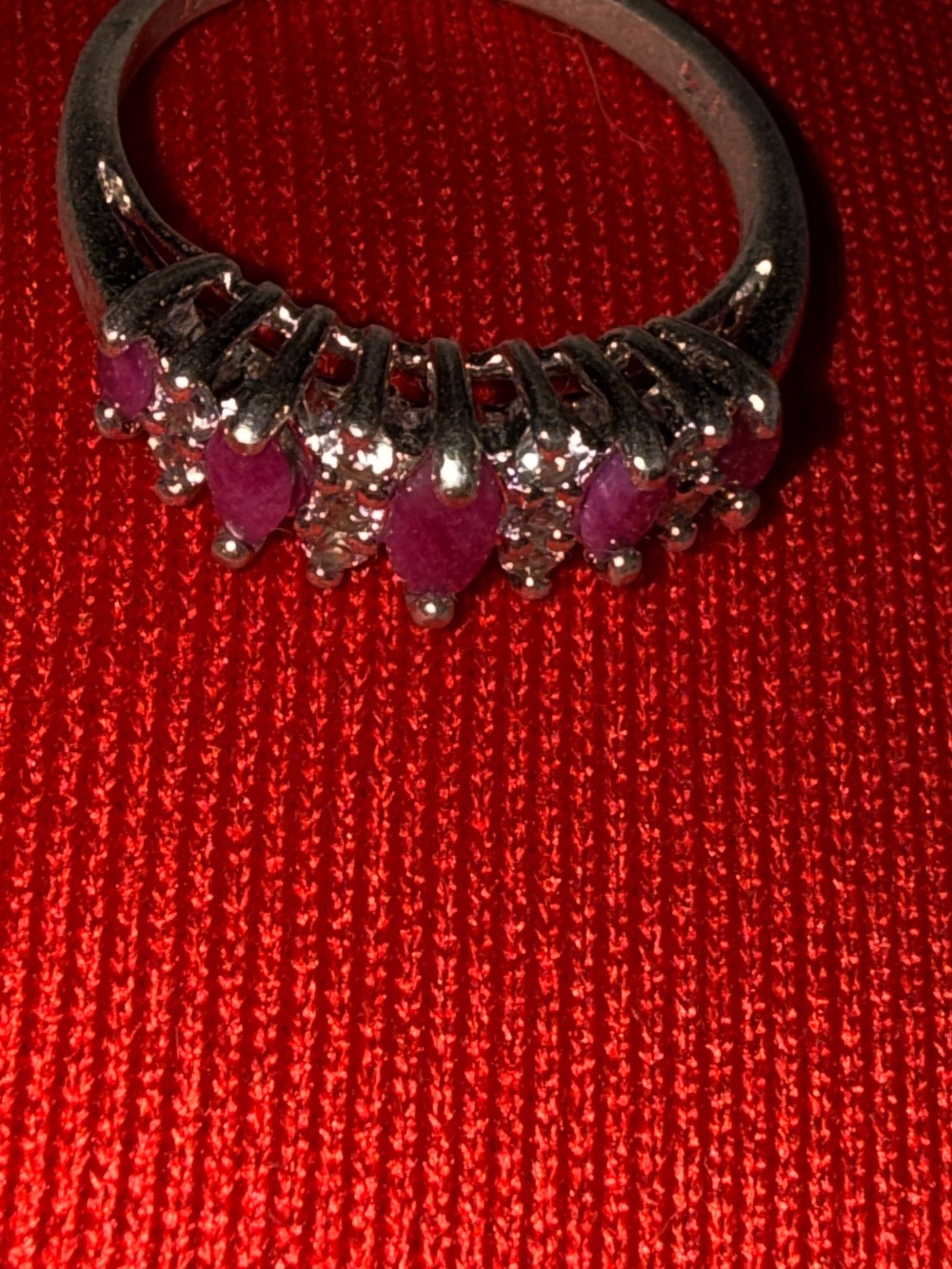 Vintage Sterling Silver Ruby and CZ White Gemstone Stackable Ring sz 8 - Picture 10 of 10